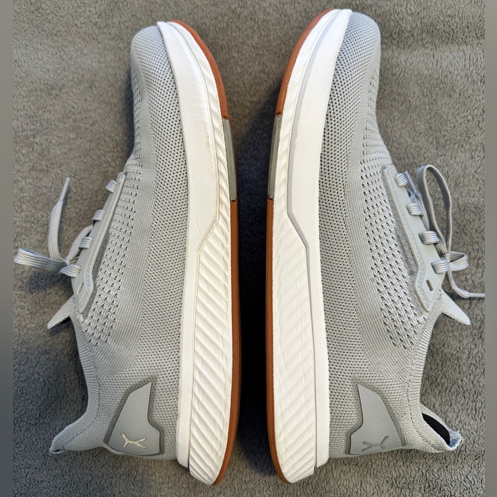 Flux Adapt Waterproof Runner Men’s US 11
